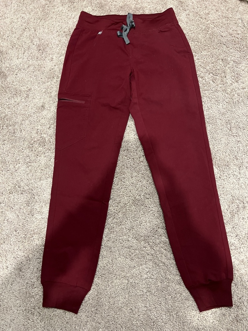 Figs Women's Maroon Drawstring Jogger Pants